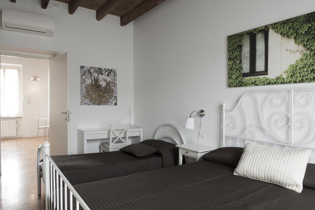 La Maison Del Capestrano Milano Phòng bức ảnh