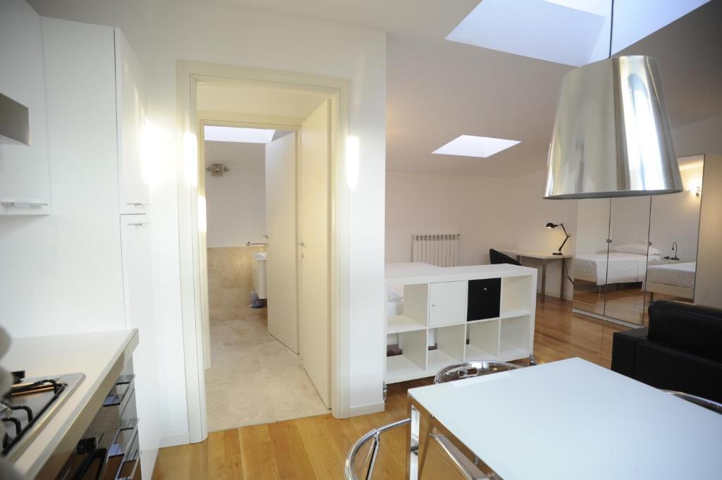 La Maison Del Capestrano Milano Phòng bức ảnh